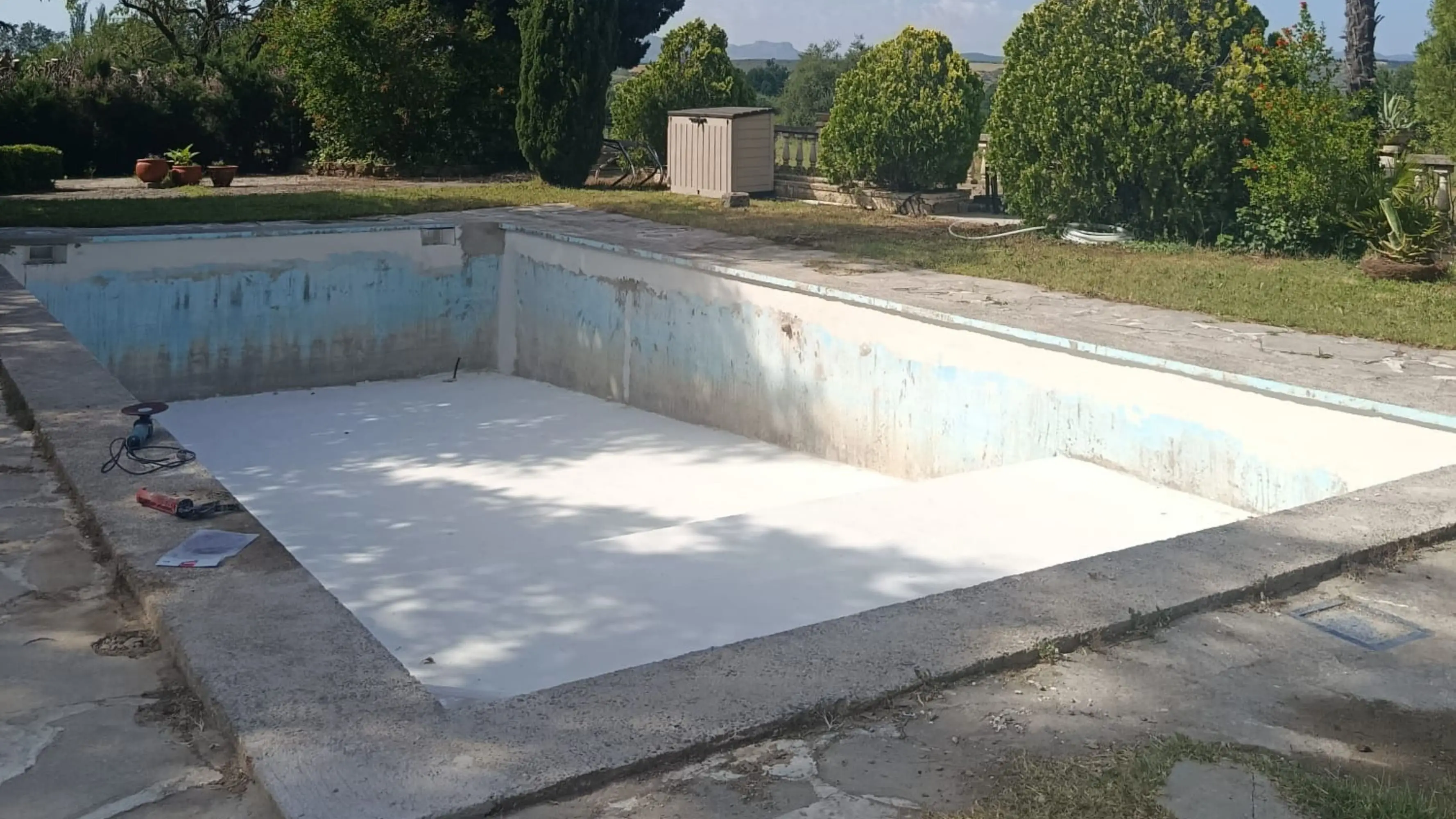 Antes: estado previo de piscina en María de Huerva - Proyecto 4