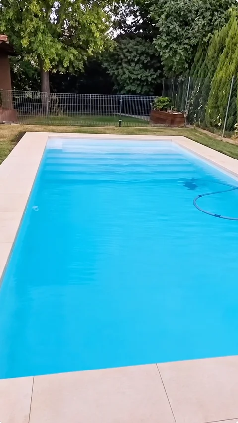 Miniatura vídeo: proceso de rehabilitación de piscina en Zaragoza